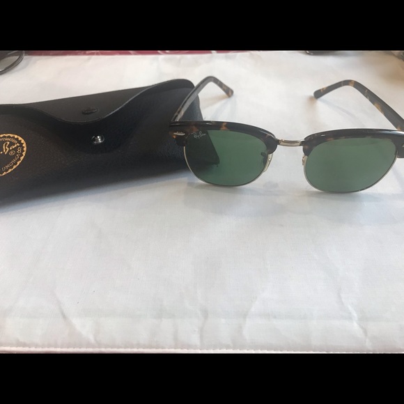 Ray Ban RB3016 W0366 CLUBMASTER Tortoise Sunglass - Picture 3 of 7